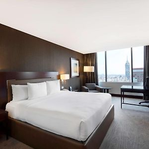 Executive King Room Alameda View